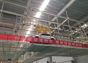 長沙工廠整車下線 獵豹汽車奔跑加速